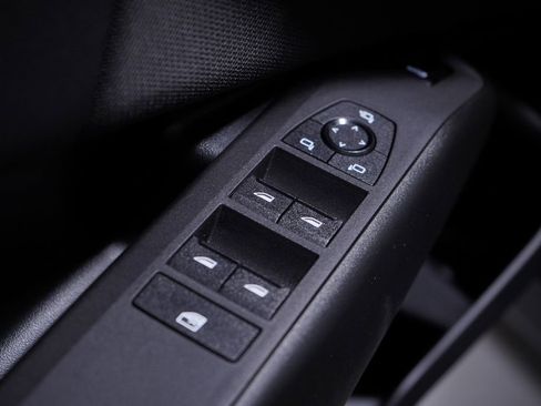 Used 2025 BMW X3 xDrive30i w/ M Sport Package image 16