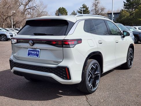 New 2026 Volkswagen Tiguan SEL R-Line AWD/4WD image 3