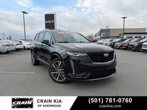 Used 2025 Cadillac XT6 Sport w/ Technology Package image 1