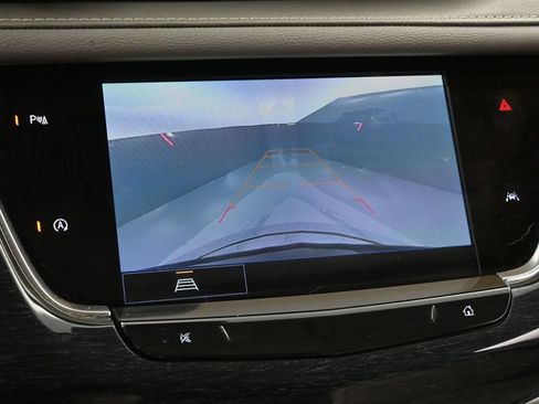Used 2023 Cadillac XT6 Premium Luxury FWD image 23