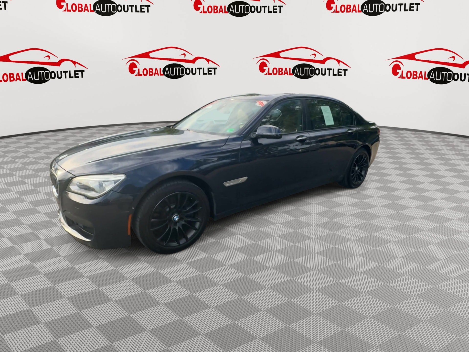 Used 2015 BMW 750Li xDrive AWD/4WD image 5