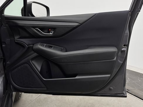 Used 2022 Subaru Outback Premium image 31