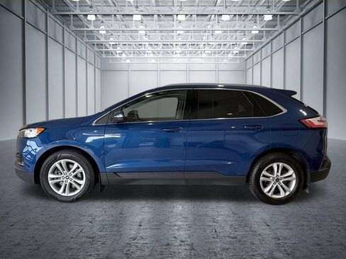 Used 2020 Ford Edge SEL w/ Cold Weather Package AWD/4WD image 2