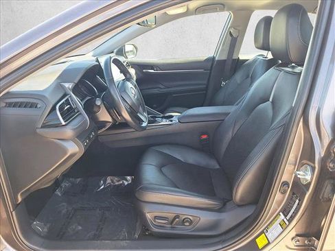 Used 2024 Toyota Camry XSE FWD image 10
