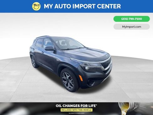 Used 2021 Kia Seltos EX AWD/4WD image 1
