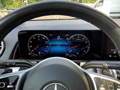 Certified 2023 Mercedes-Benz GLB 250 4MATIC image 15