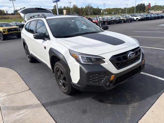 Used 2024 Subaru Outback Wilderness AWD/4WD image 3