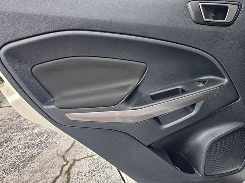 Used 2020 Ford EcoSport SE w/ SE Convenience Package FWD image 33