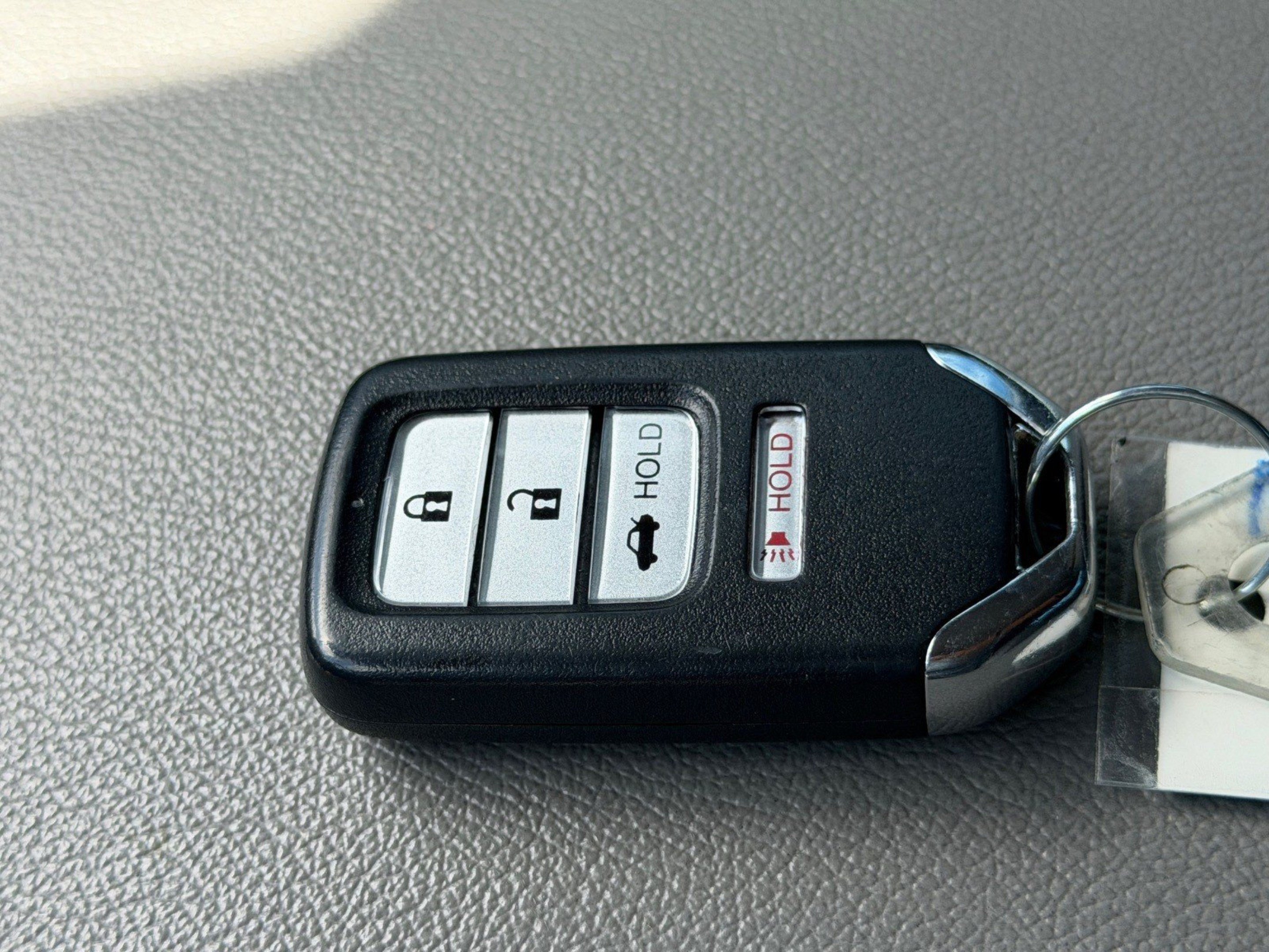 Used 2019 Honda Accord Touring image 43