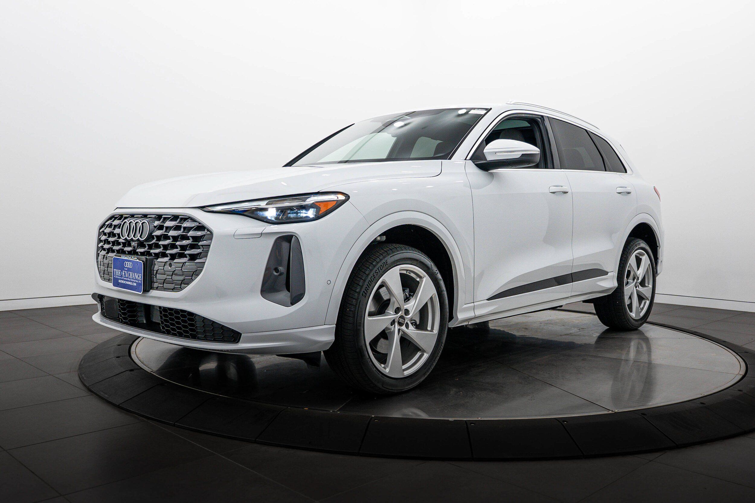 Used 2025 Audi Q5 Premium Plus AWD/4WD image 6