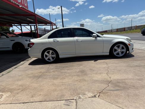 Used 2010 Mercedes-Benz C 300 Sedan w/ Premium 1 Pkg image 16