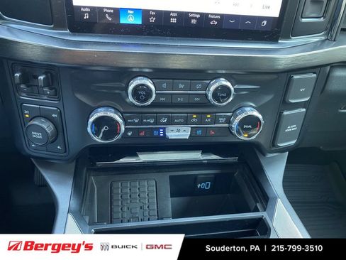 Used 2024 Ford F250 Lariat w/ Chrome Package AWD/4WD image 39