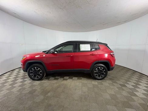 Used 2020 Jeep Compass Trailhawk image 2