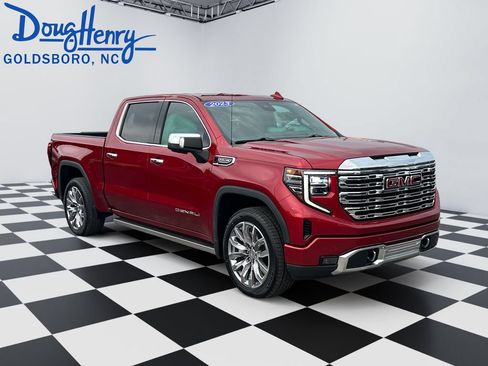 Used 2023 GMC Sierra 1500 Denali w/ Denali Reserve Package AWD/4WD image 7