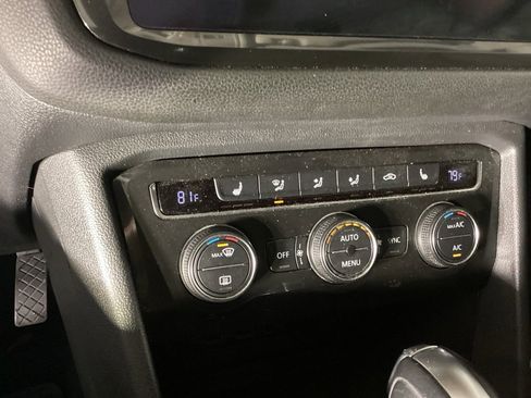 Used 2018 Volkswagen Tiguan SEL image 23