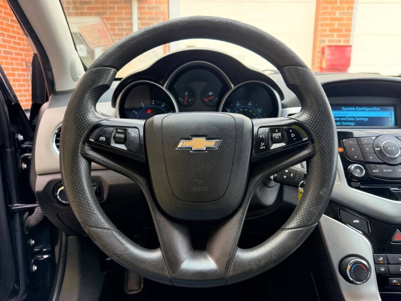 Used 2015 Chevrolet Cruze LT FWD image 7