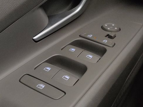 Used 2024 Hyundai Elantra SE FWD image 27