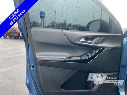 Used 2025 Chevrolet Equinox LT w/ Convenience Package II image 12