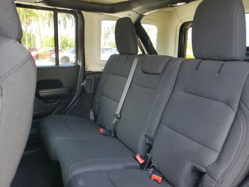 Certified 2020 Jeep Wrangler Unlimited Sport S AWD/4WD image 8