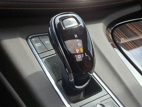 Used 2023 Cadillac Escalade Sport AWD/4WD image 17