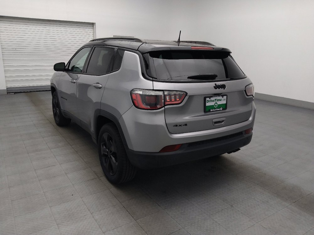 Used 2018 Jeep Compass Latitude AWD/4WD image 5