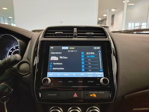 Used 2025 Mitsubishi Outlander Sport LE image 25