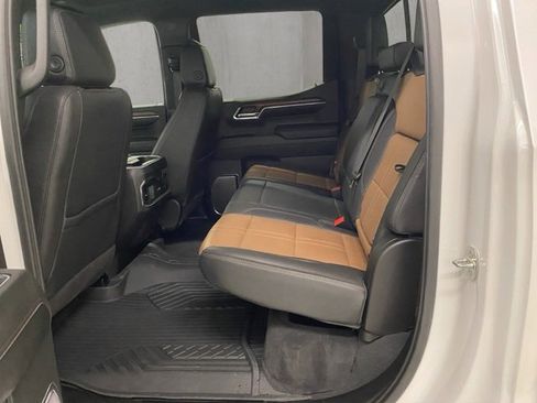 Used 2024 Chevrolet Silverado 1500 High Country w/ Technology Package image 21