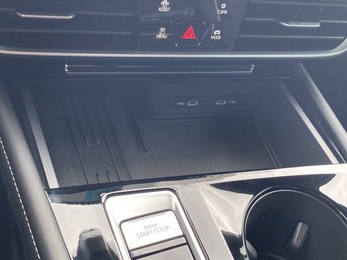 New 2026 Volkswagen Atlas Cross Sport SEL Premium R-Line AWD/4WD image 25