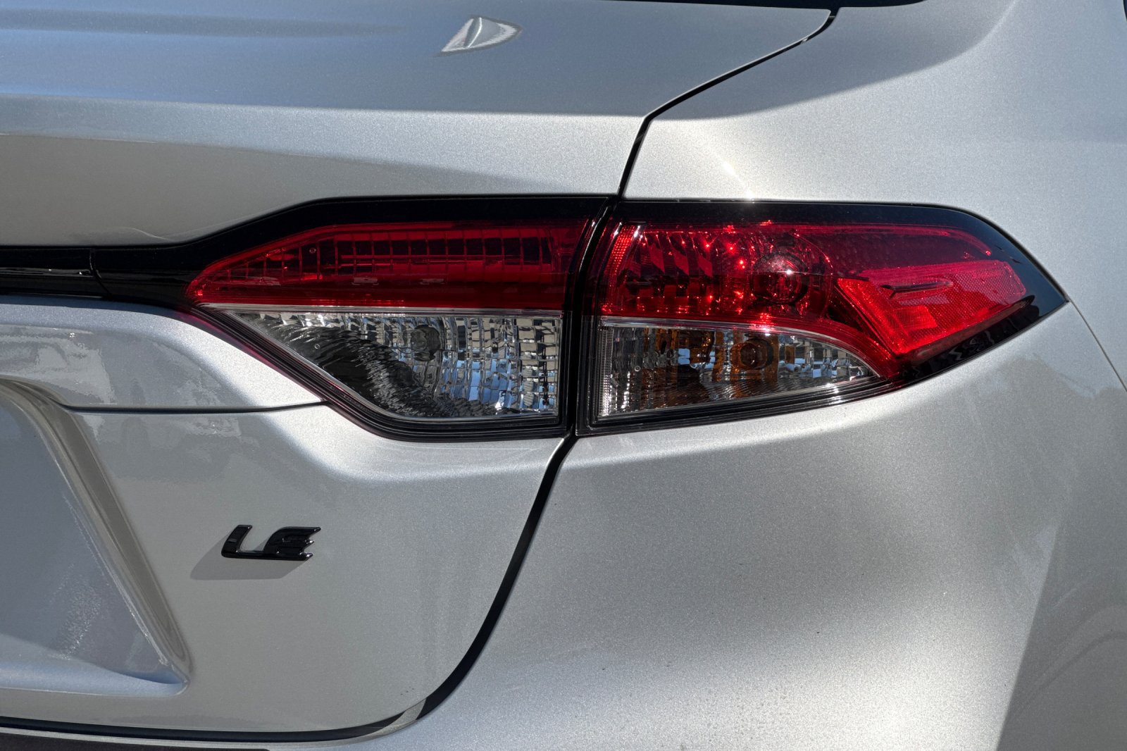New 2027 Toyota Corolla LE FWD image 30