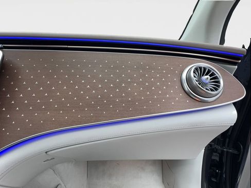 Used 2023 Mercedes-Benz EQE 350+ SUV w/ Exclusive Trim Package image 20