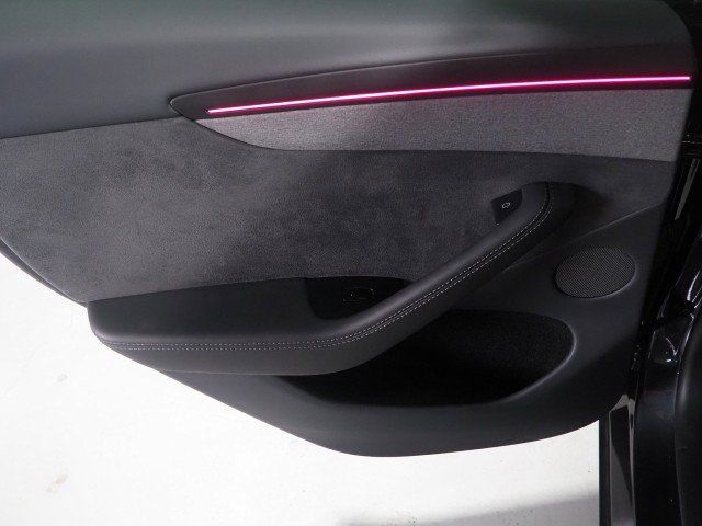 Used 2026 Tesla Model Y Long Range RWD image 62