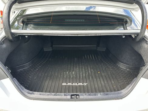 Used 2024 Toyota Camry SE FWD image 16