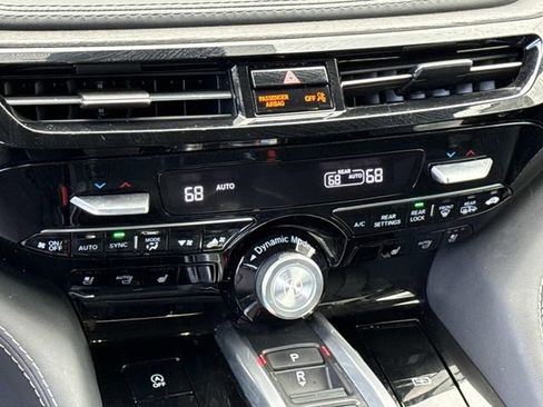 Used 2022 Acura MDX SH-AWD w/ Advance Package image 22