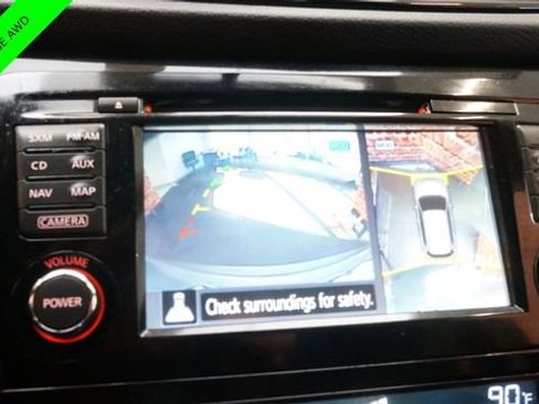 Used 2017 Nissan Rogue SV w/ SV Premium Package image 17