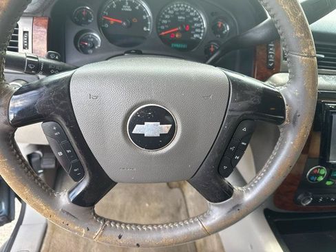 Used 2008 Chevrolet Avalanche LT w/ LT Preferred Equipment Group AWD/4WD image 12