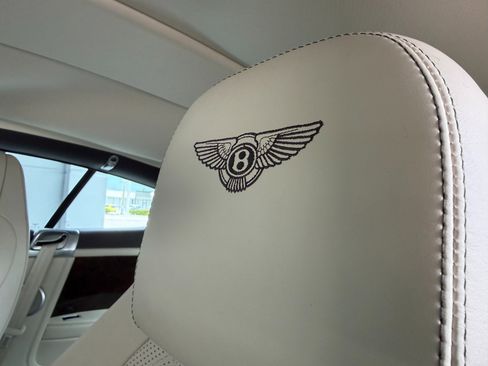 Used 2016 Bentley Continental GT image 34