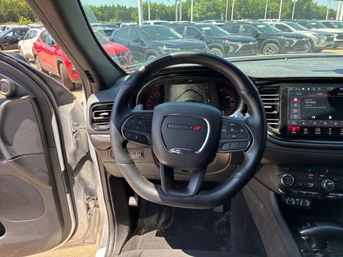 Used 2025 Dodge Durango GT AWD/4WD image 15