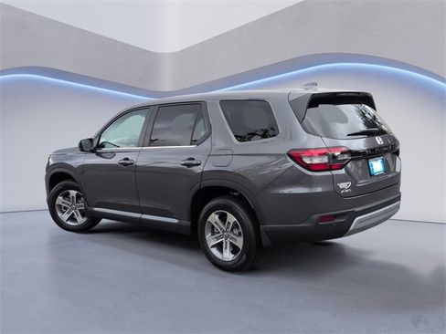 New 2025 Honda Pilot EX-L image 9