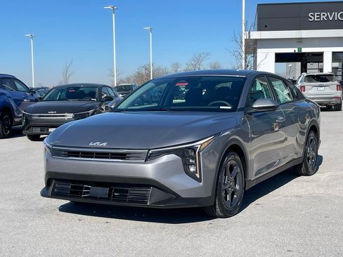 New 2026 Kia K4 FWD image 3