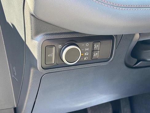 Used 2026 Ford Explorer Active AWD/4WD image 26
