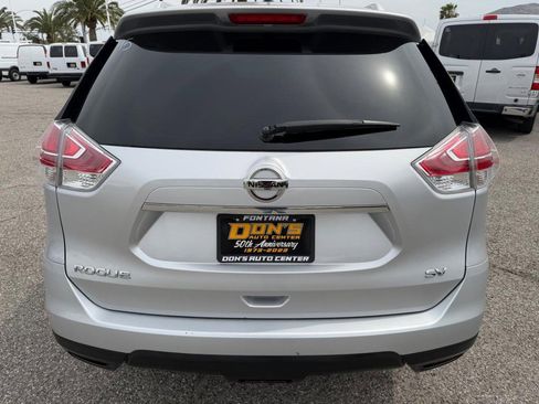 Used 2016 Nissan Rogue SV image 7