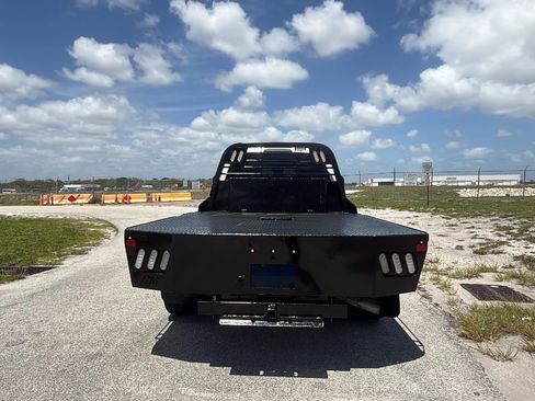 Used 2019 Ford F350 XL w/ Power Equipment Group image 4