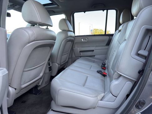 Used 2015 Honda Pilot Touring image 11
