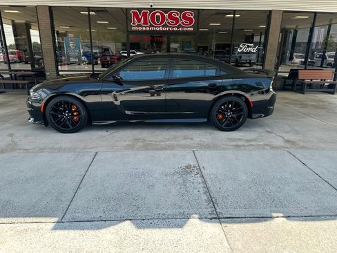 Used 2023 Dodge Charger GT w/ Plus Group RWD image 7