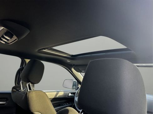 Used 2024 Dodge Durango SXT w/ SXT Blacktop Group image 14