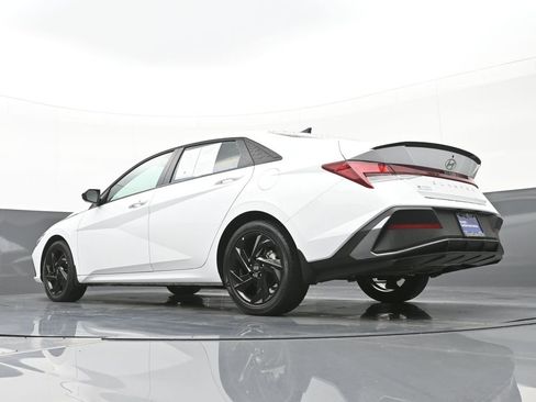 Certified 2026 Hyundai Elantra Sport image 46