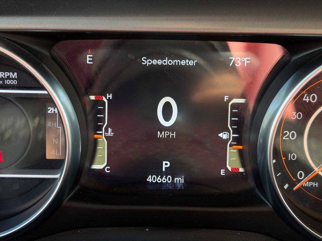 Used 2022 Jeep Gladiator Sport AWD/4WD image 30