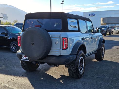 Used 2024 Ford Bronco Badlands AWD/4WD image 3