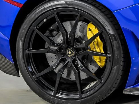 Used 2014 Lamborghini Aventador LP 700-4 AWD/4WD image 14