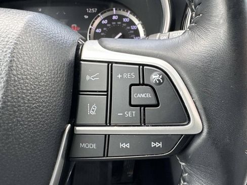 Certified 2022 Toyota Highlander XLE image 26